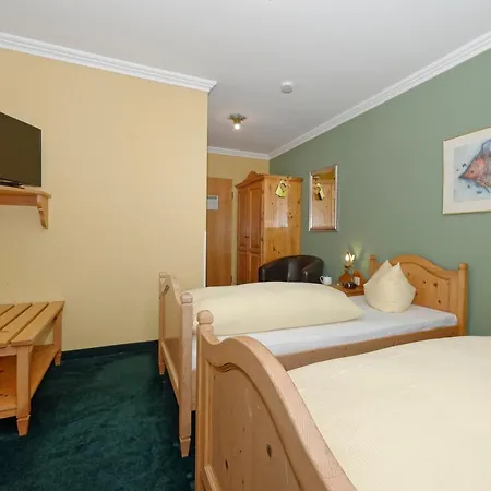 Hotel Zum Maximilian 3* Бад-Файльнбах