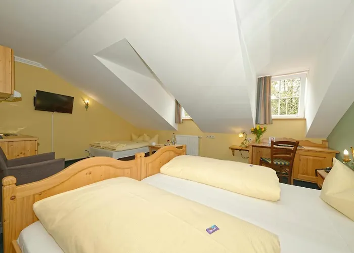 Zum Maximilian Hotel